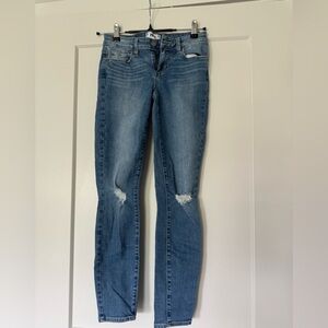 PAIGE Distressed Blue Skinny Jeans Verdugo Ankle Size 26